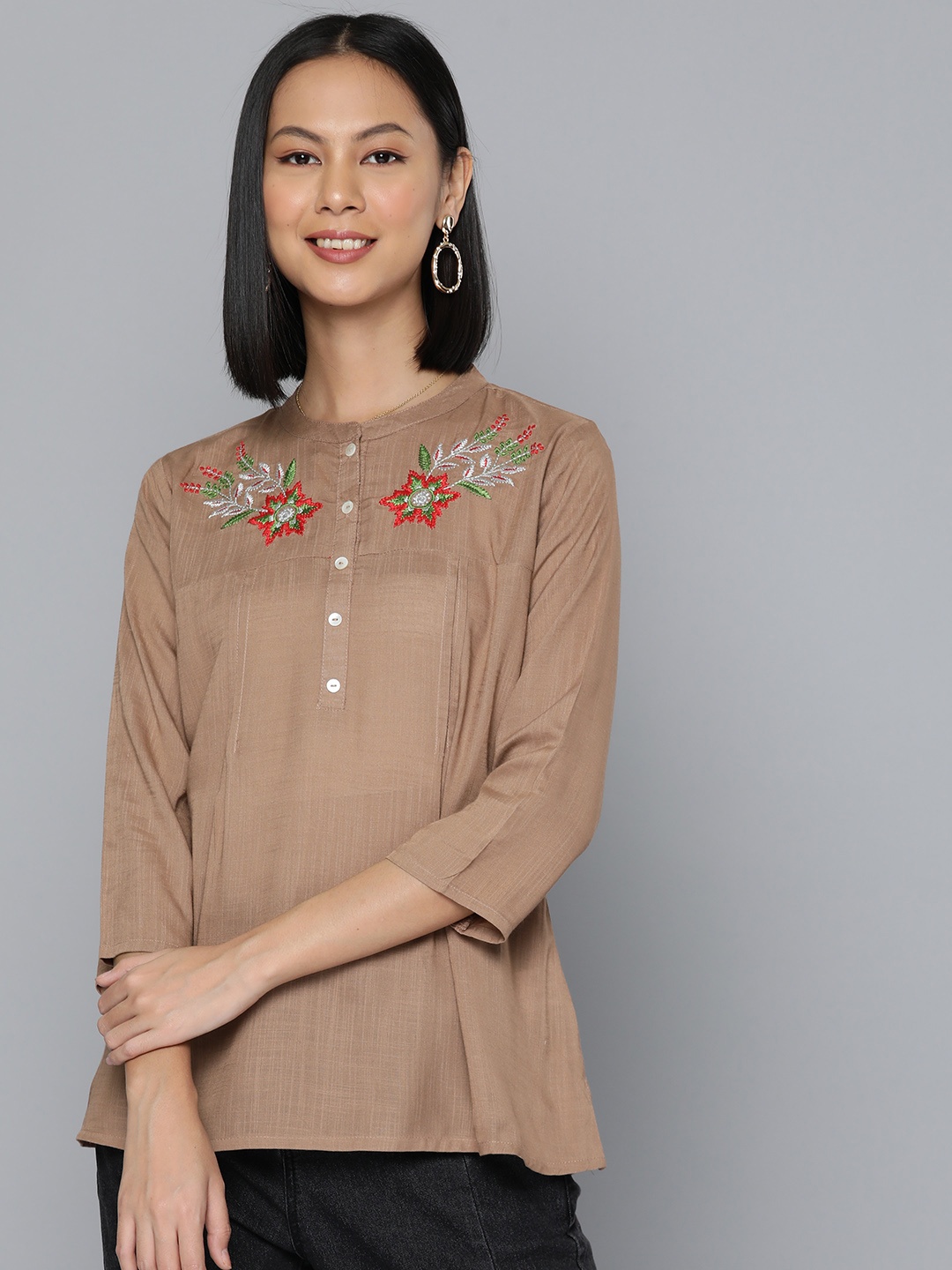 

HERE&NOW Floral Embroidered Mandarin Collar Kurti, Brown