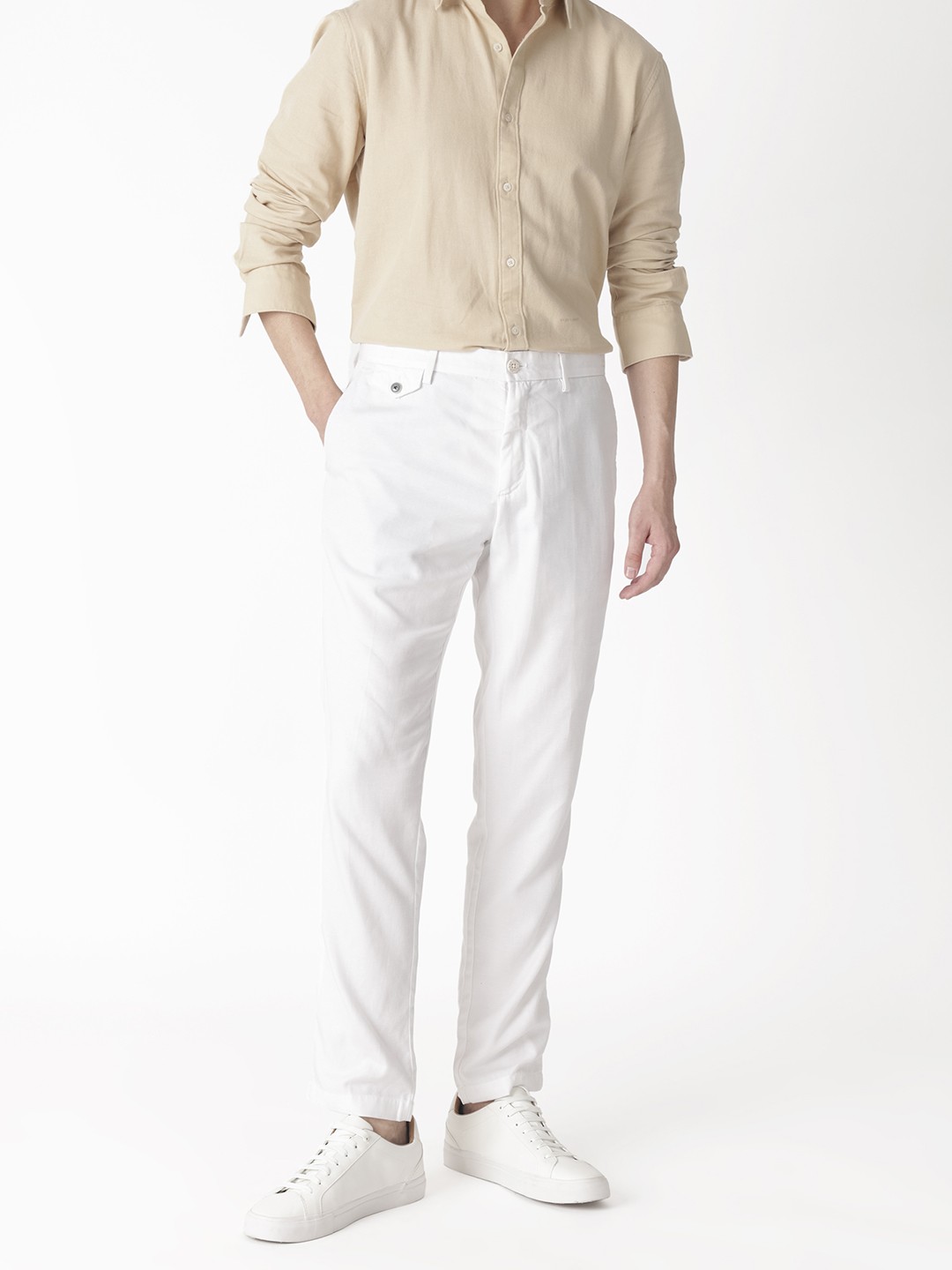 

RARE RABBIT Men Mid-Rise Slim Fit Plain Trousers, White
