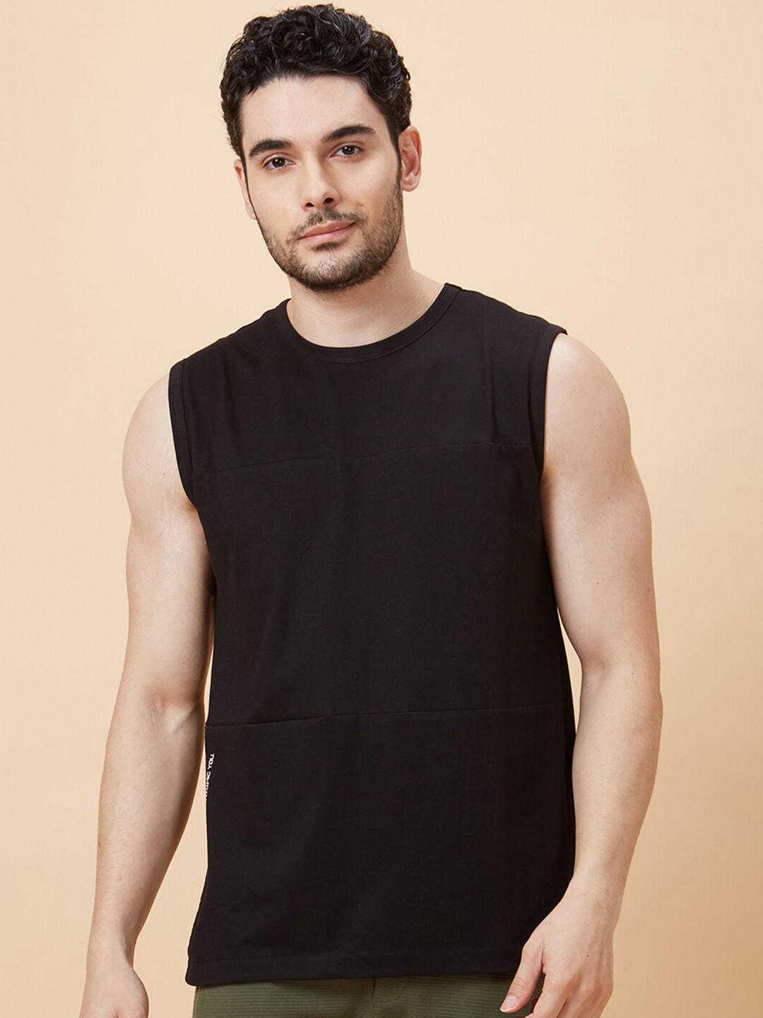 

Globus Black Sleeveless Pure Cotton Sports T-Shirt