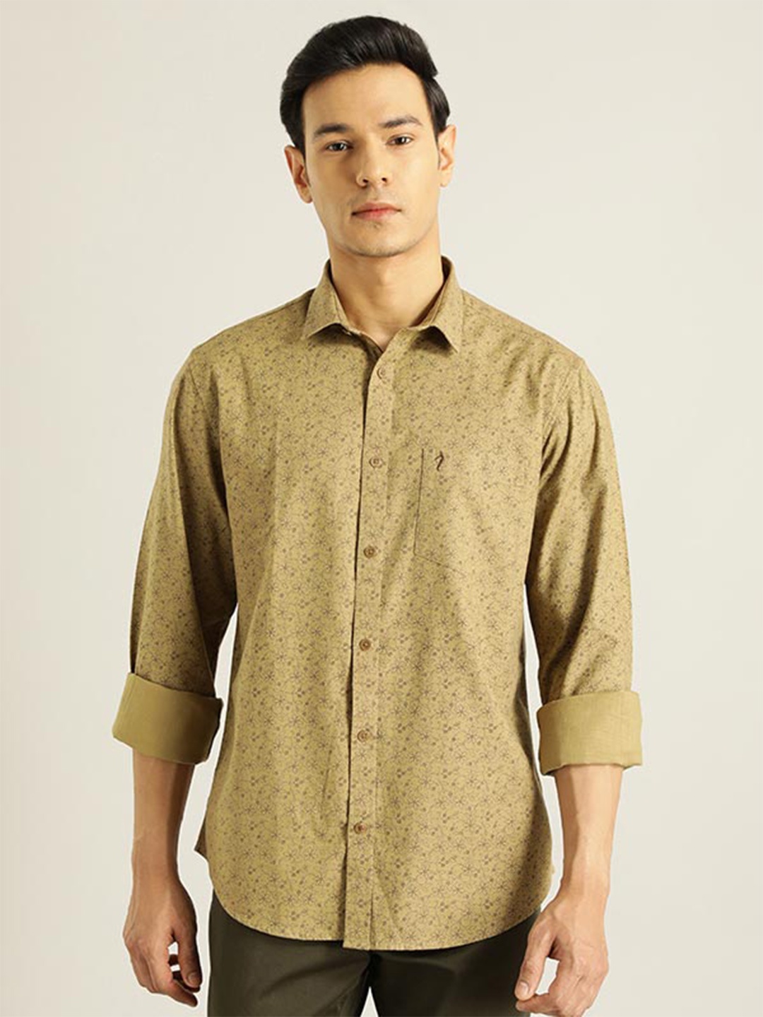

Indian Terrain Chiseled Slim Fit Floral Printed Pure Cotton Casual Shirt, Brown