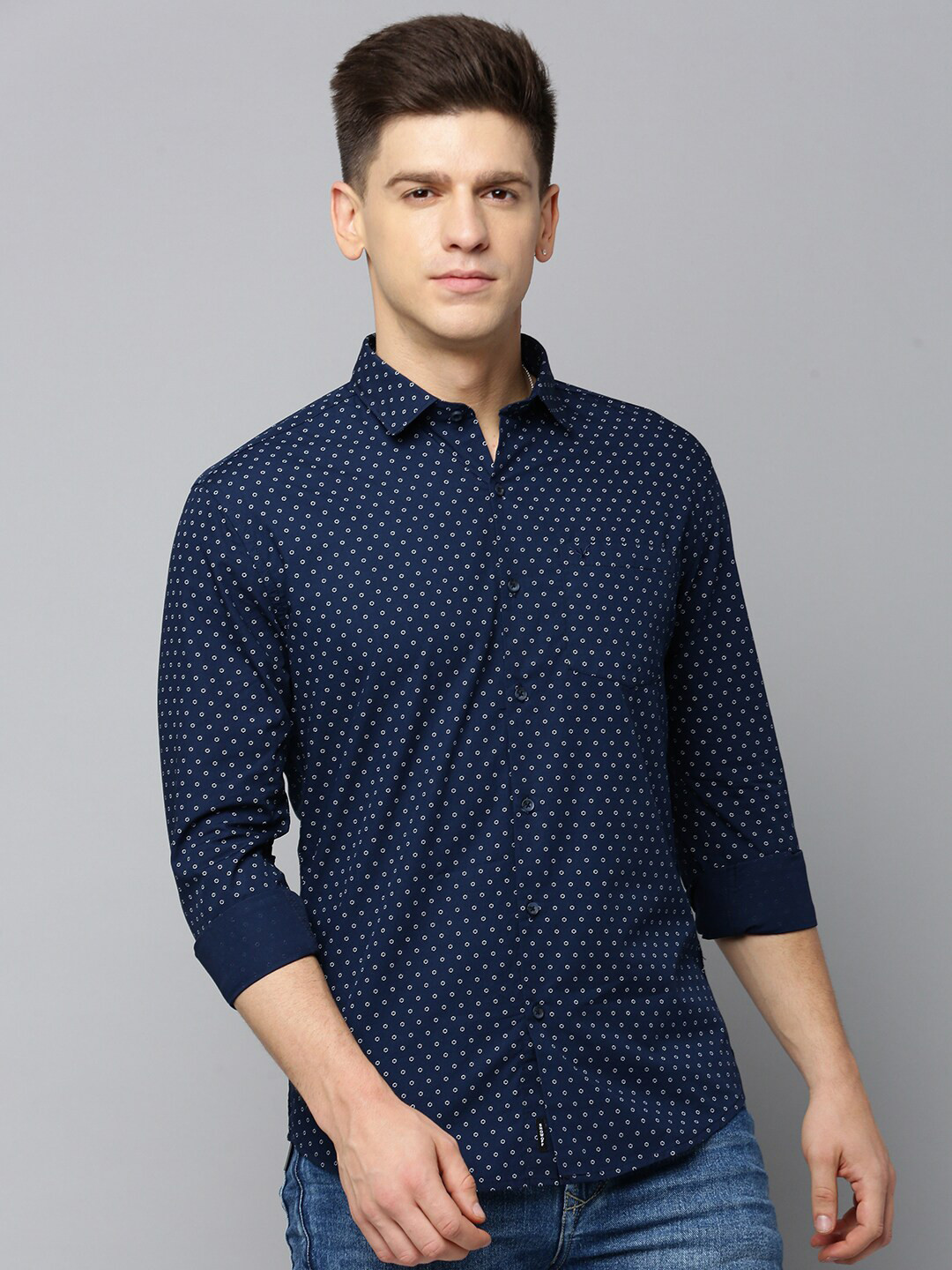 

SHOWOFF Comfort Opaque Geometric Printed Cotton Casual Shirt, Navy blue