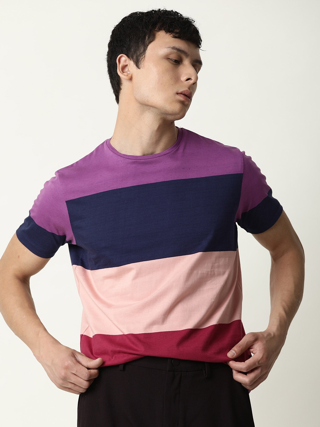

RARE RABBIT Men Lemars Slim Fit Colourblocked Cotton T-Shirt, Purple