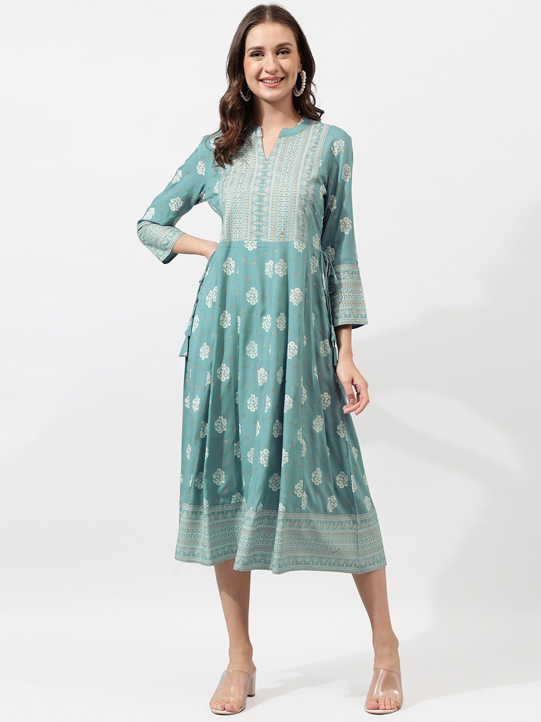 

KALINI Sea Green & White Floral Printed Mandarin Collar Ethnic Dress