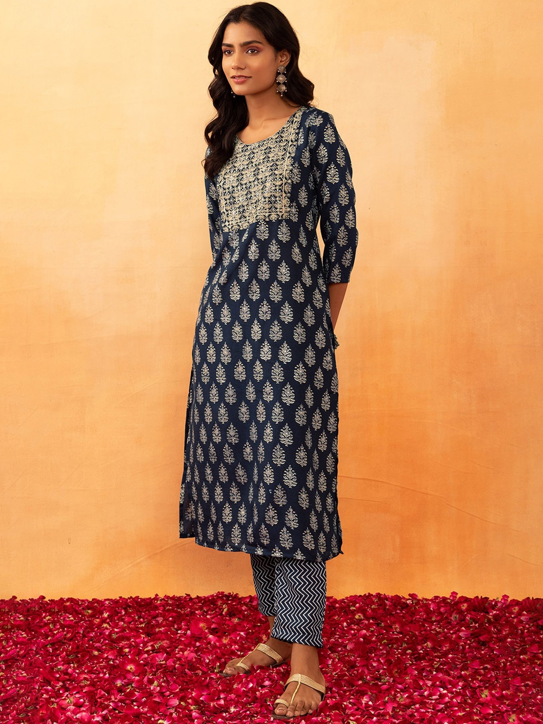 

Rang by Indya Ethnic Motifs Foil Printed Thread Work Sequined Kurta With Trouser, Navy blue