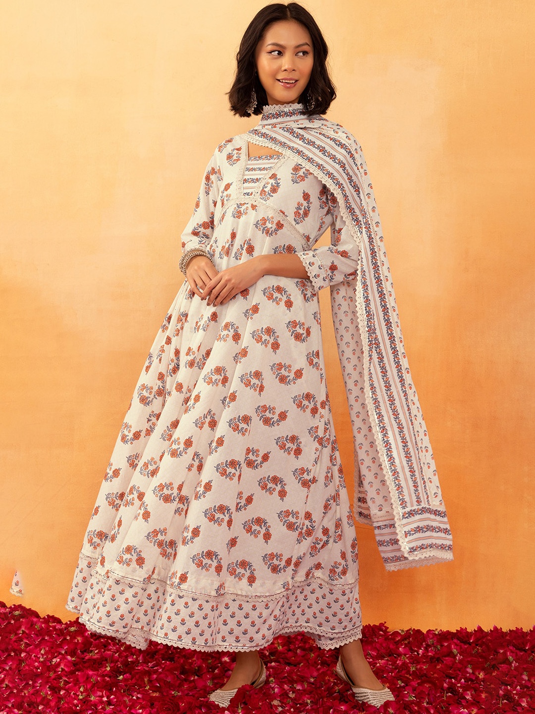 

Rang by Indya Floral Printed Lace Detail Anarkali Kurta With Trouser & Dupatta, Off white