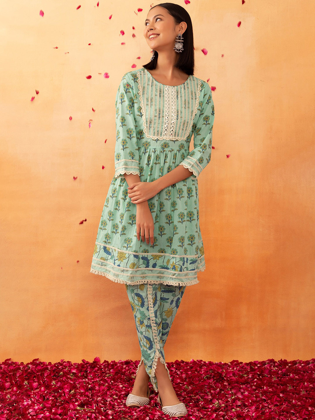 

Rang by Indya Floral Printed Pure Cotton A-Line Kurta With Tulip Pant, Green