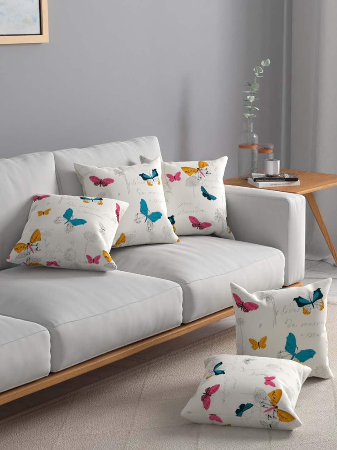 

URBAN SPACE White & Red 3 Pieces Quirky Cotton Square Cushion Covers