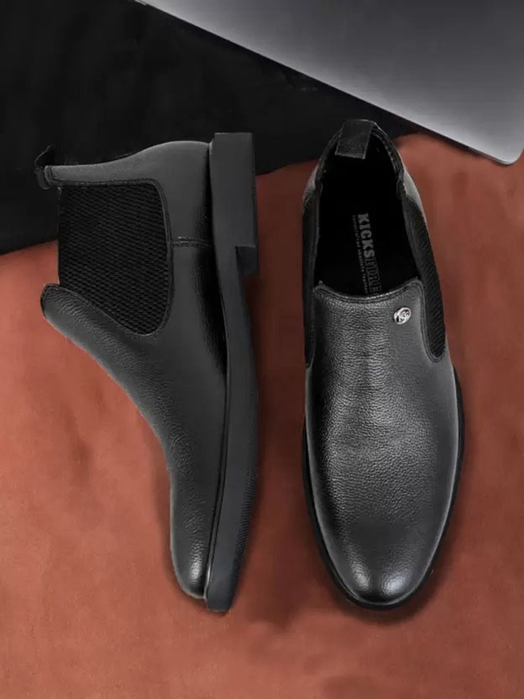 

KICKSFIRE Men Mid Top Block-Heel Leather Chelsea Boots, Black