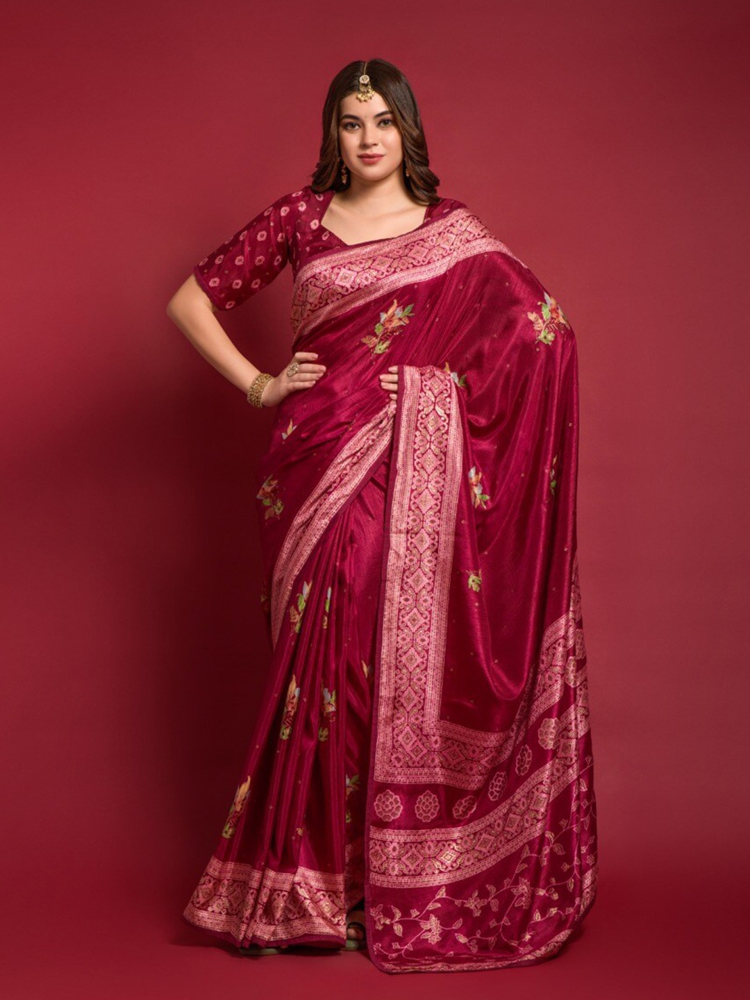 

VEERAX Floral Printed Pure Georgette Saree, Maroon