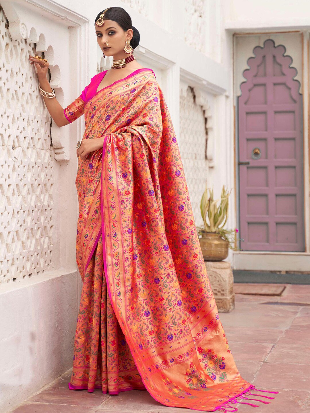 

KARAGIRI Floral Woven Design Zari Pure Silk Paithani Saree, Red