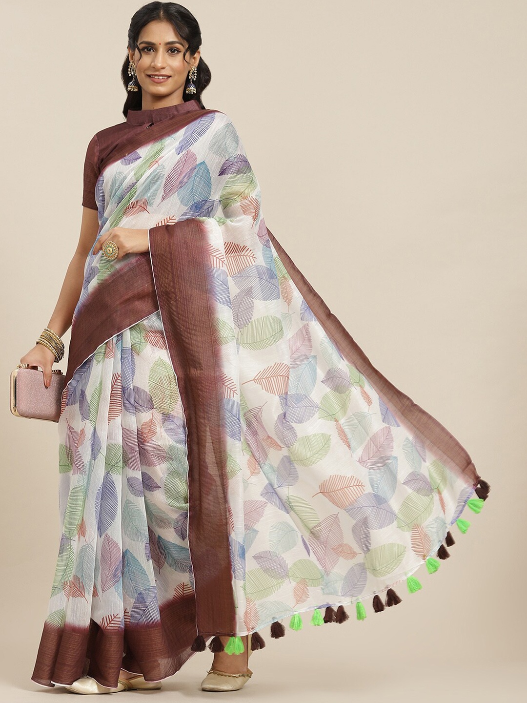 

Somras Floral Printed Saree, Beige