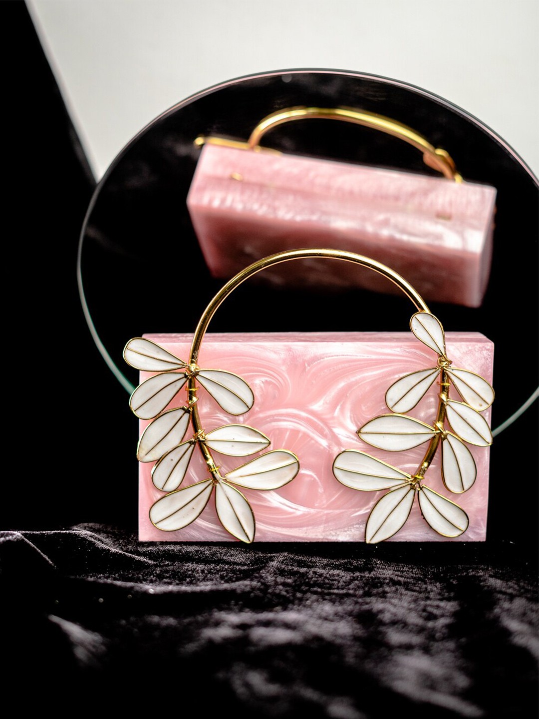 

NR By Nidhi Rathi Embellished Box Clutch, Pink