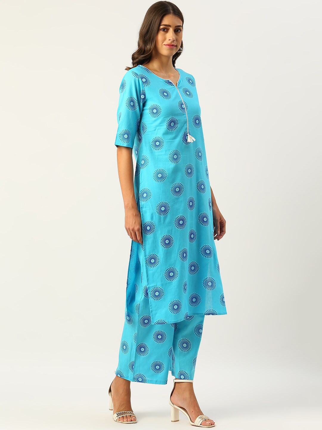 

METRO-FASHION Floral Printed Regular Pure Cotton Kurta With Palazzos, Blue