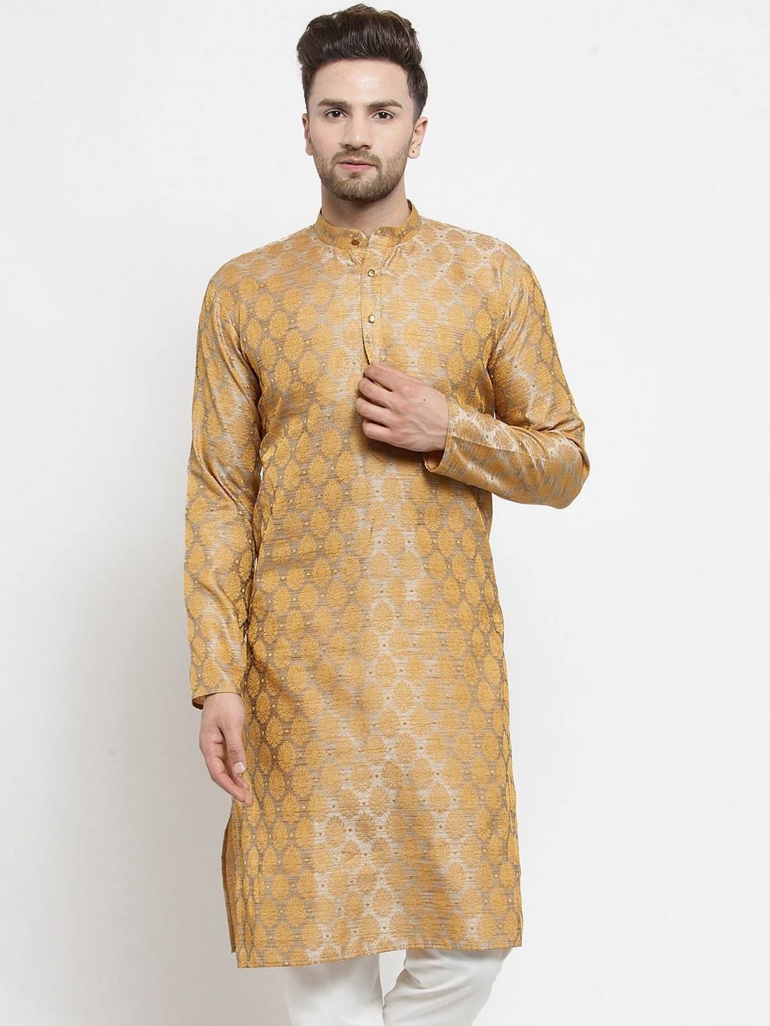 

Jompers Mandarin Collar Woven Design Silk Cotton Kurta, Gold