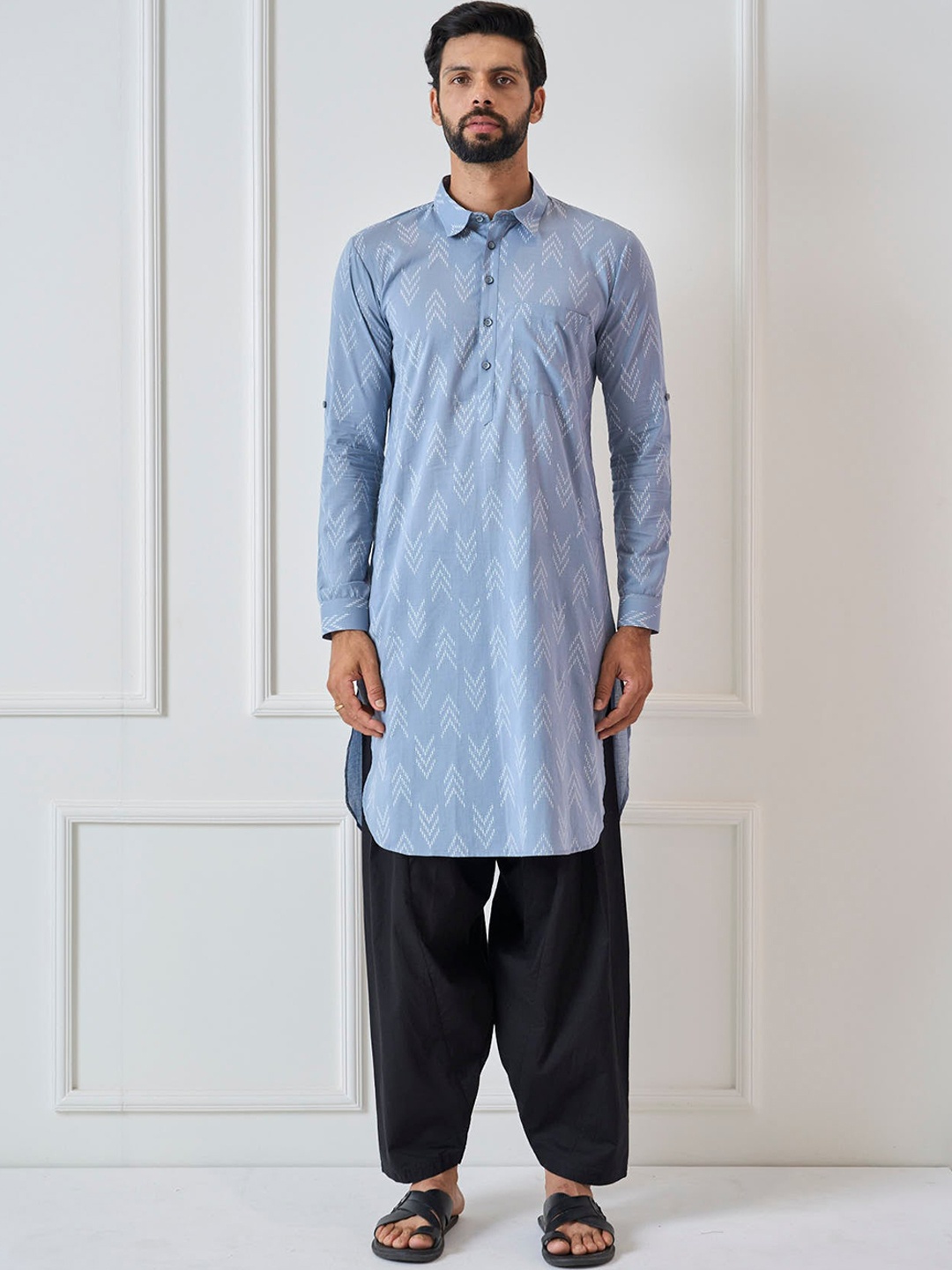 

See Designs Ethnic Motif Printed Shirt Collar Pure Cotton Kurta, Blue