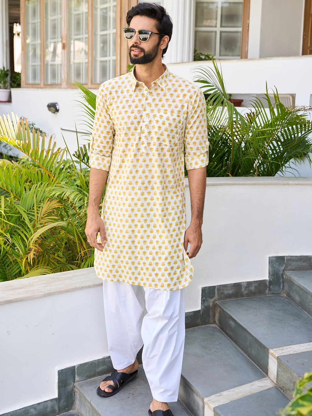 

See Designs Ethnic Motif Printed Shirt Collar Pure Cotton Kurta, Yellow