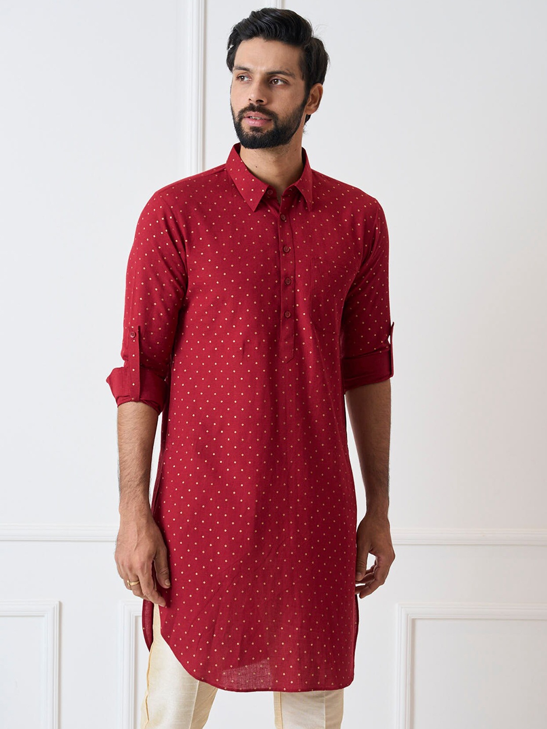 

See Designs Ethnic Motif Printed Shirt Collar Pure Cotton Kurta, Maroon