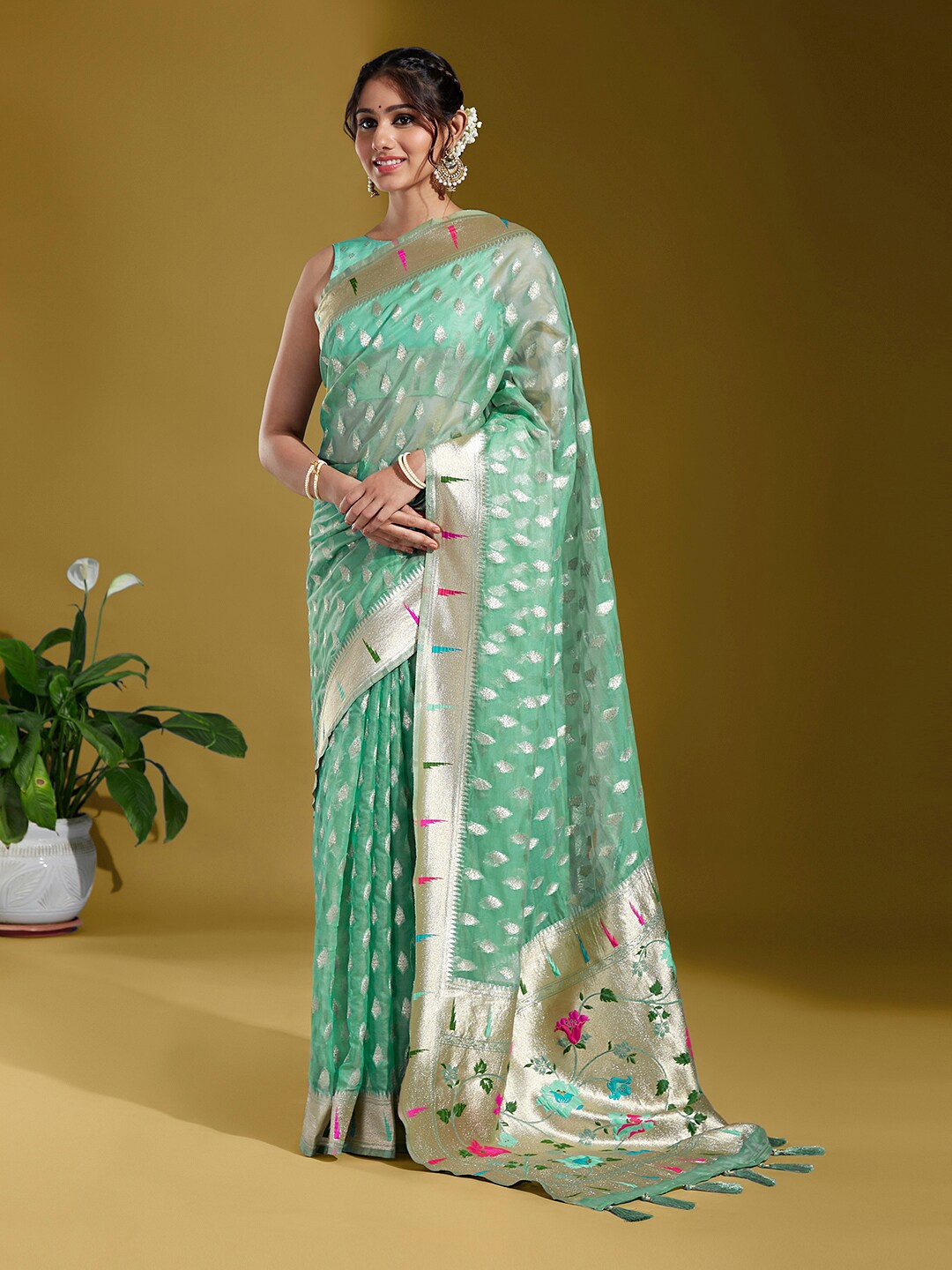 

panchhi Ethnic Motif Woven Design Zari Organza Banarasi Saree, Green