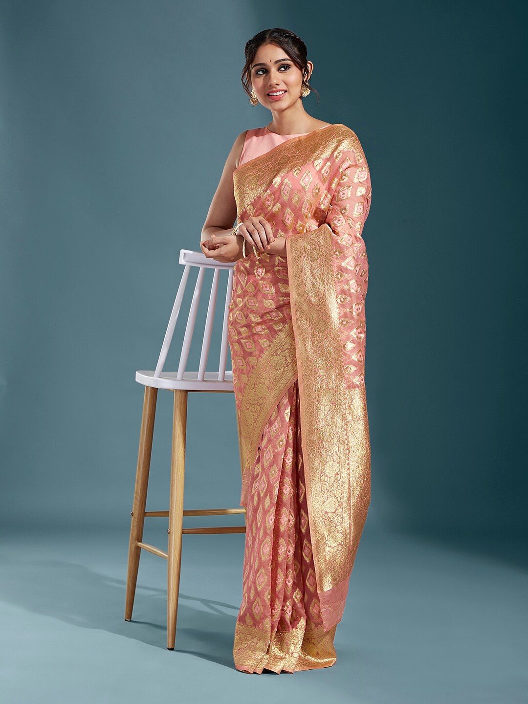 

panchhi Ethnic Motif Woven Design Zari Organza Banarasi Saree, Peach