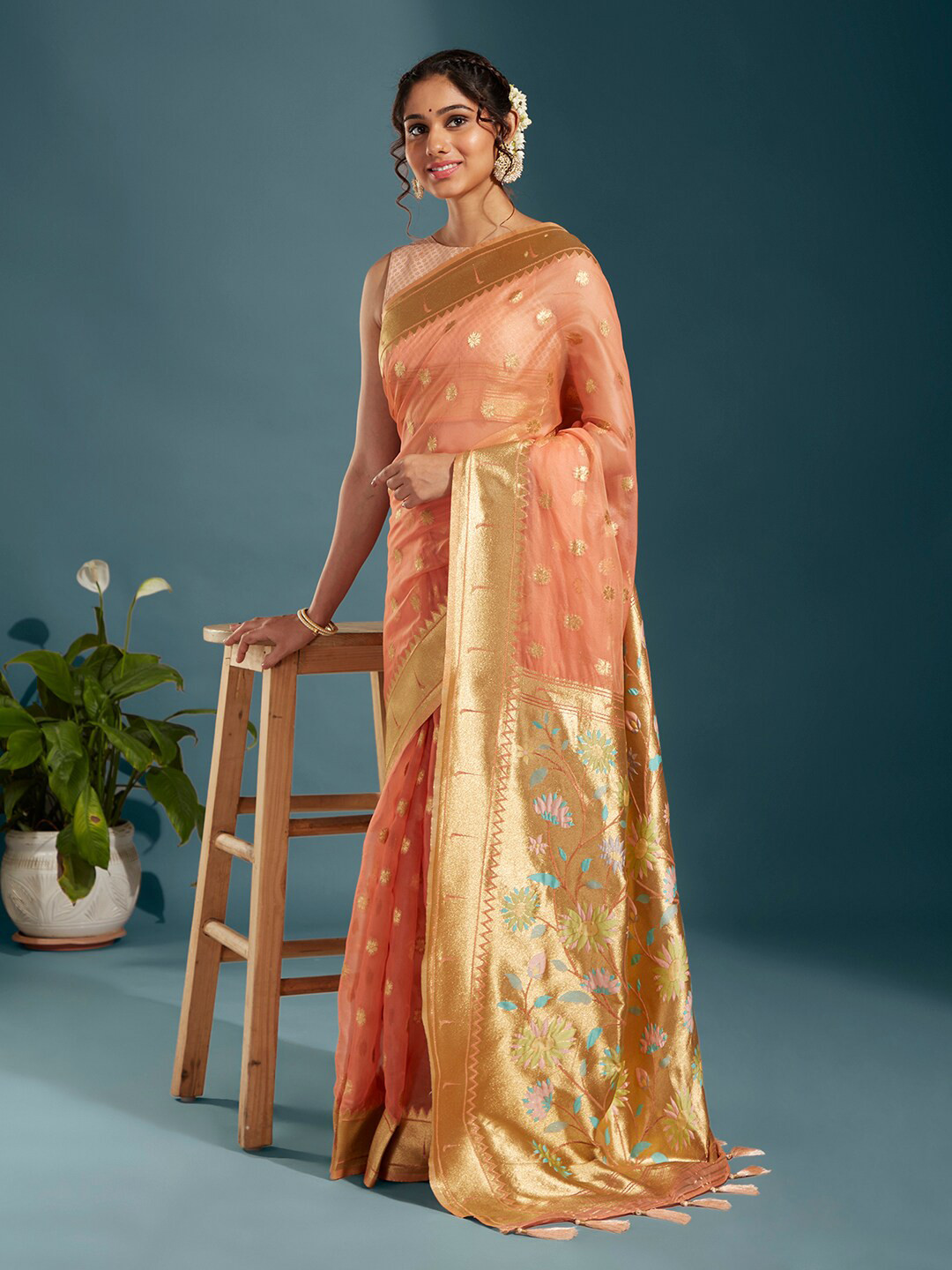 

panchhi Ethnic Woven Design Zari Organza Banarasi Saree, Peach
