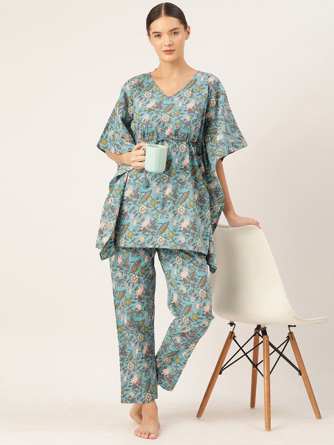 

ETC Women Floral Printed Pure Cotton Kaftan Night Suit, Turquoise blue