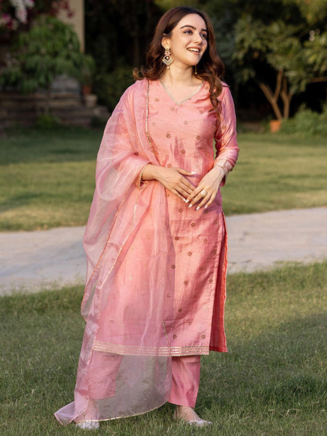 

Ambraee Ethnic Embroidered Gotta Patti Chanderi Cotton Kurta with Trousers & Dupatta, Peach