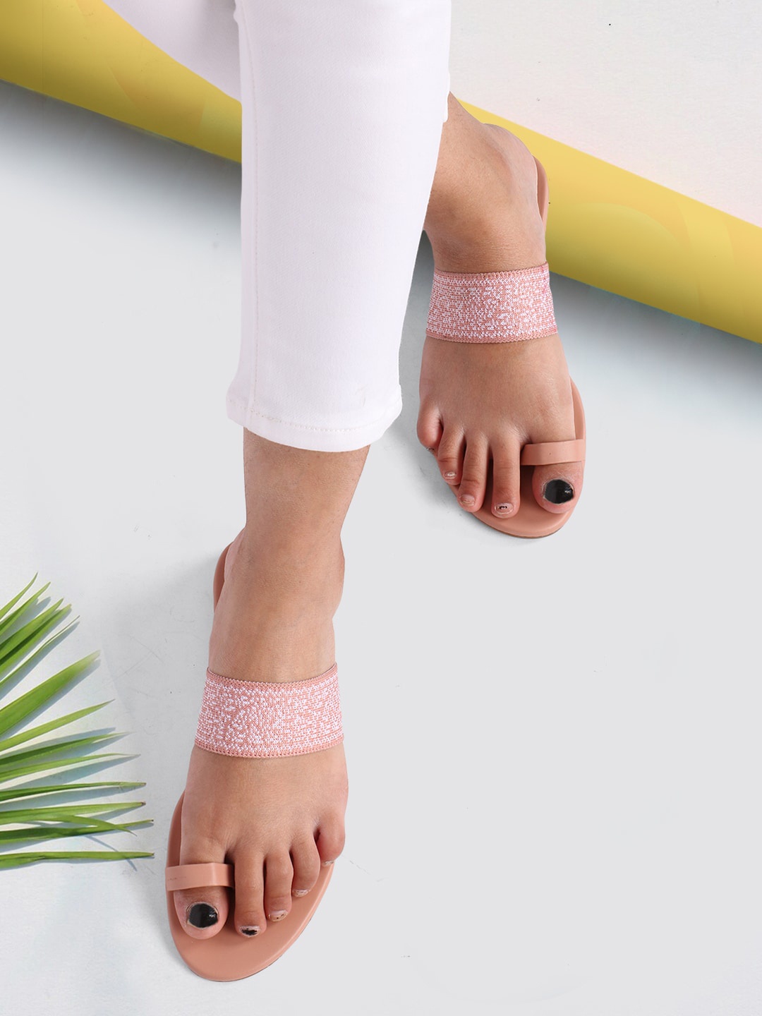 

Colo Women Woven Design Open One Toe Flats, Peach