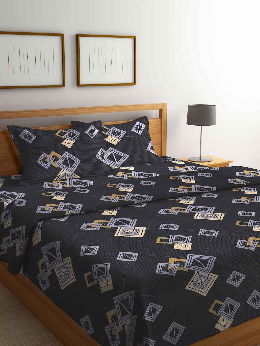 

FABINALIV Black & Grey Geometric Printed 400GSM Double King Bedding Set