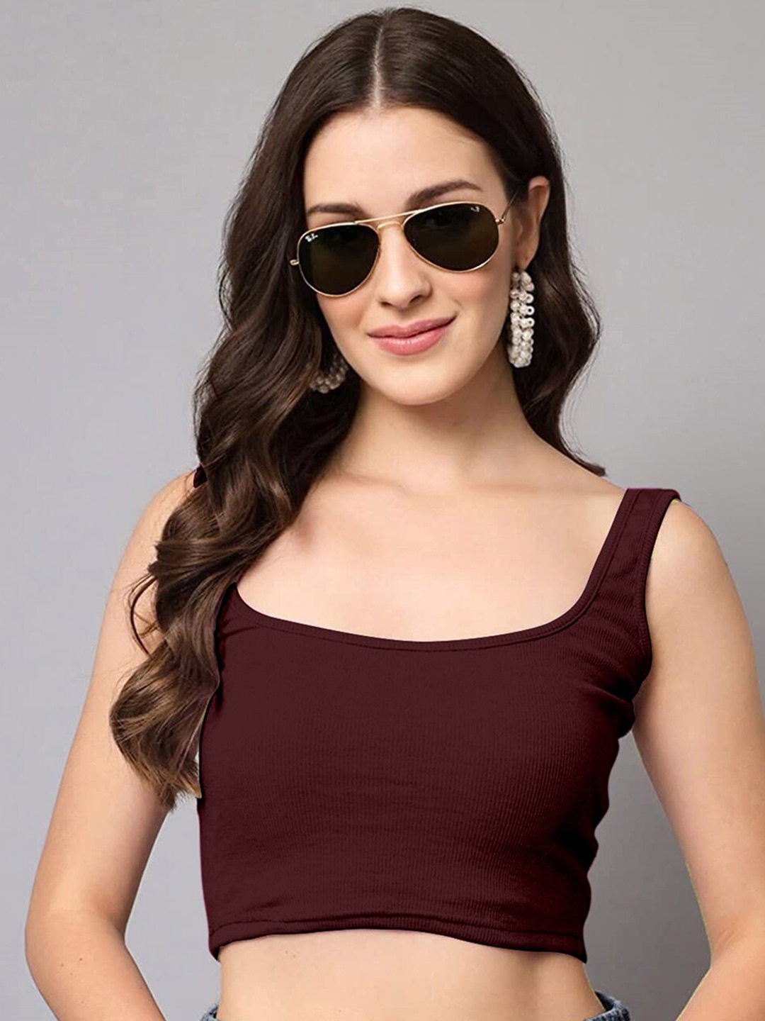 

Selvia Scoop Neck Fitted Crop Top, Maroon