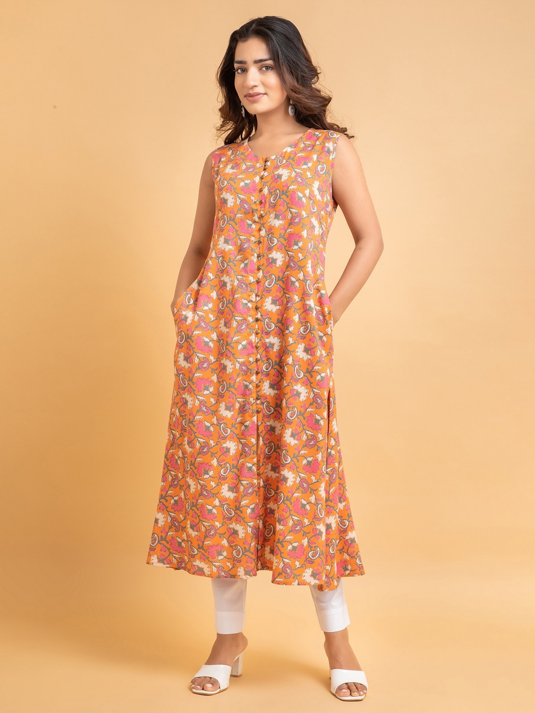 

SUTI Ethnic Motifs Printed A-Line Midi Kurta, Orange