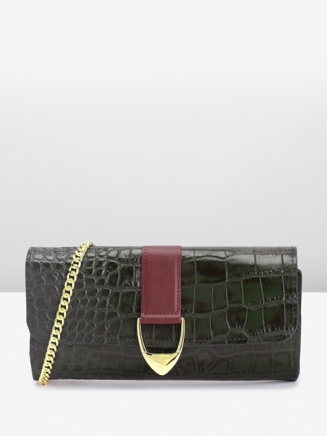 

Hidesign Women Crocodile Textured Buckle Detail Leather Envelope Wallet With Sling Strap, Green