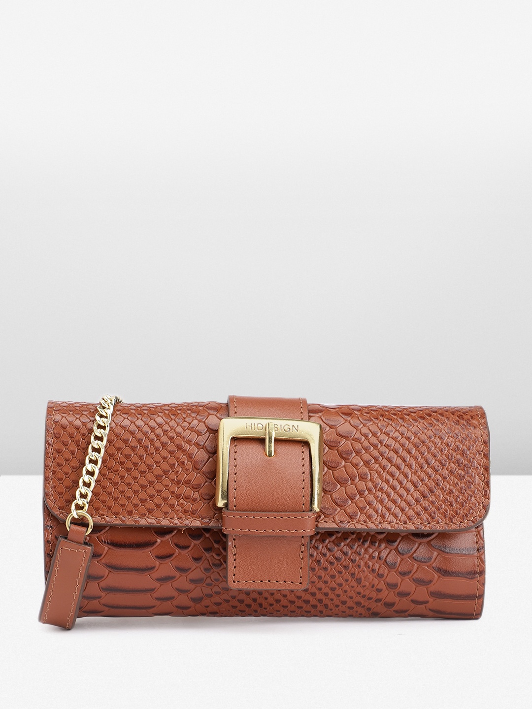 

Hidesign Women Animal Textured Leather Envelope Wallet, Brown
