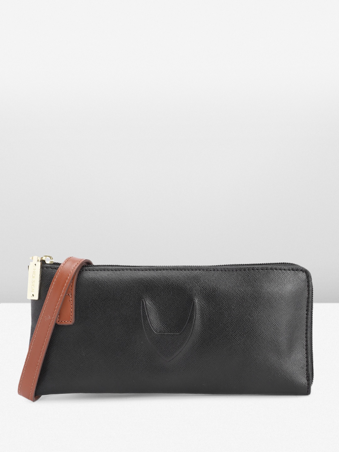 

Hidesign Women Leather Zip Around Wallet, Black