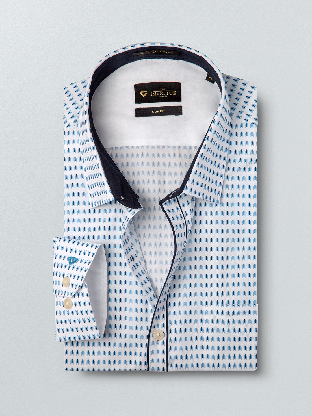 

INVICTUS Men White Slim Fit Printed Semiformal Shirt