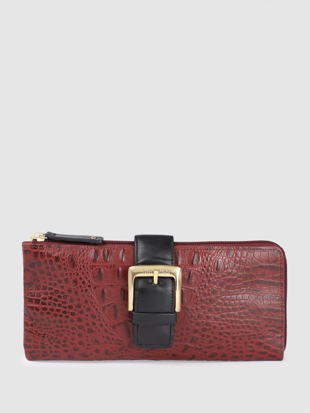 

Hidesign Women Textured Leather Zip Around Wallet, Red