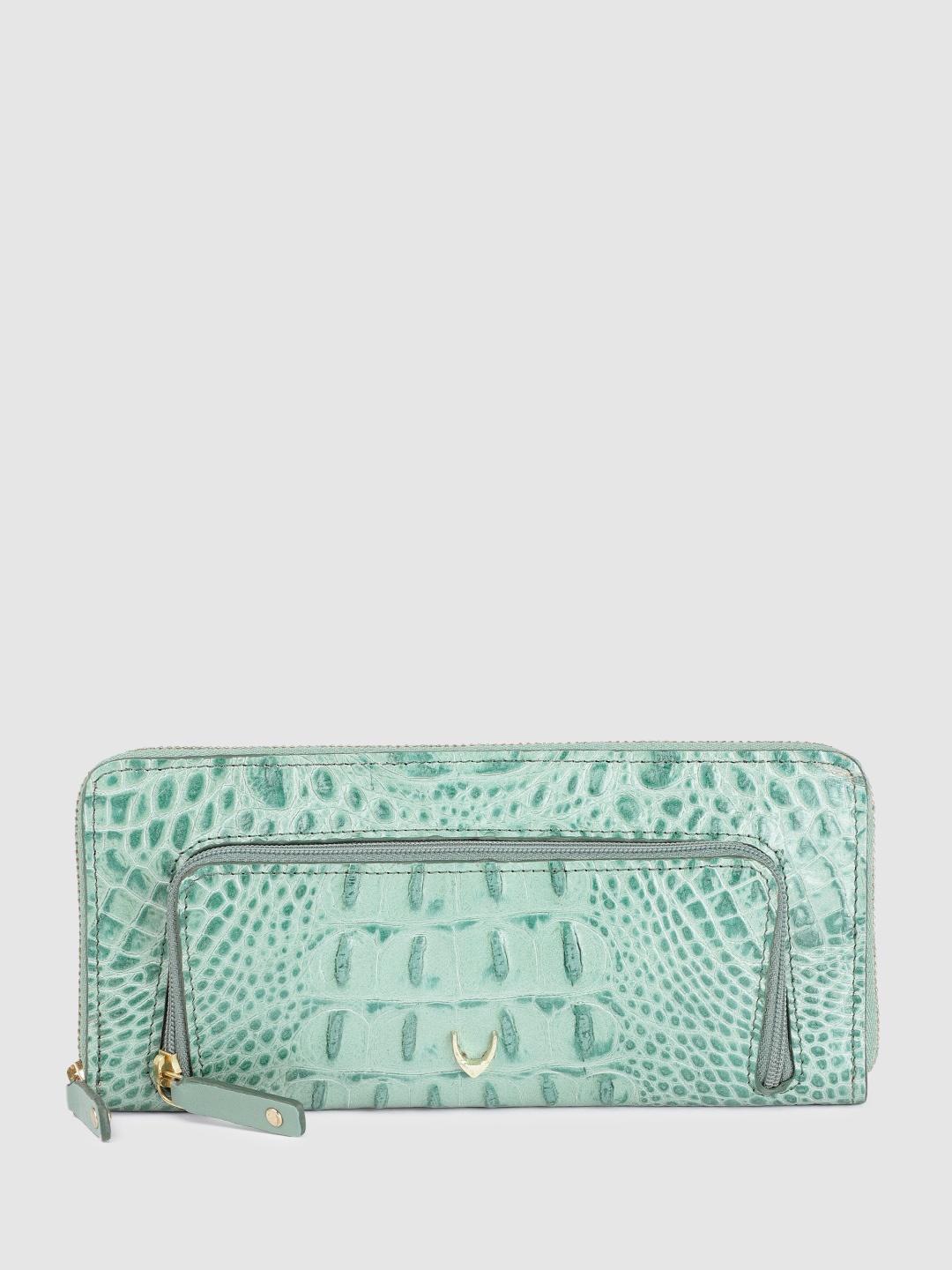 

Hidesign Women Textured Leather Zip Around Wallet, Green