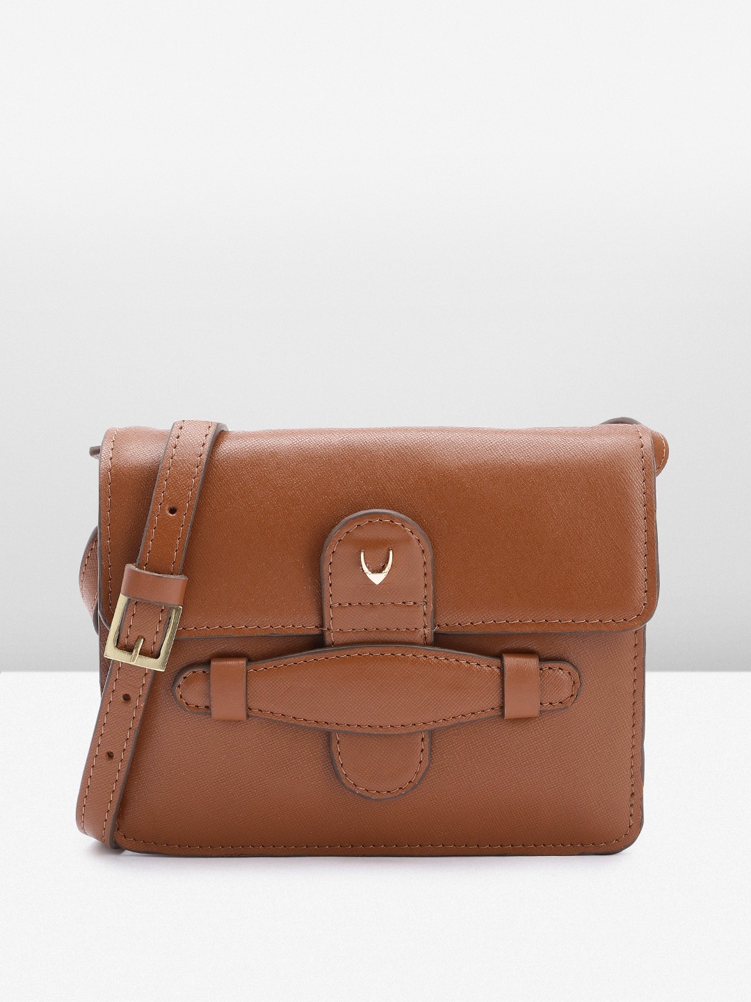 

Hidesign LETICA 03 Leather Sling Bag, Tan