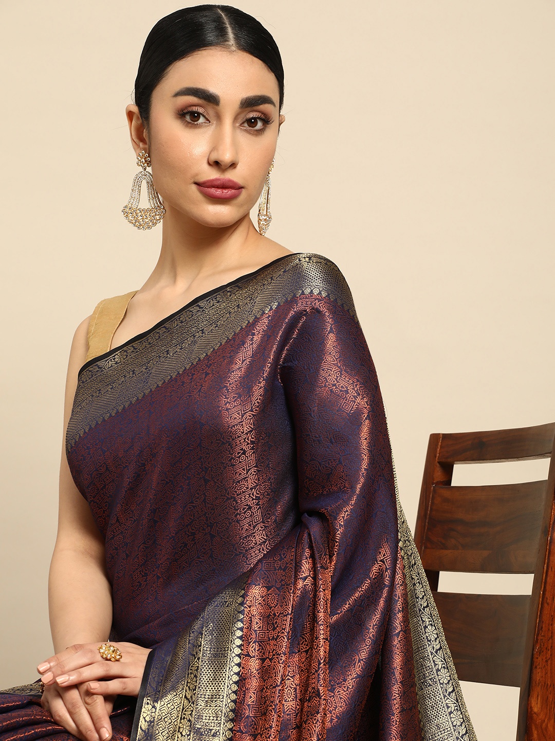 

Mitera Ethnic Motifs Zari Kanjeevaram Saree, Navy blue