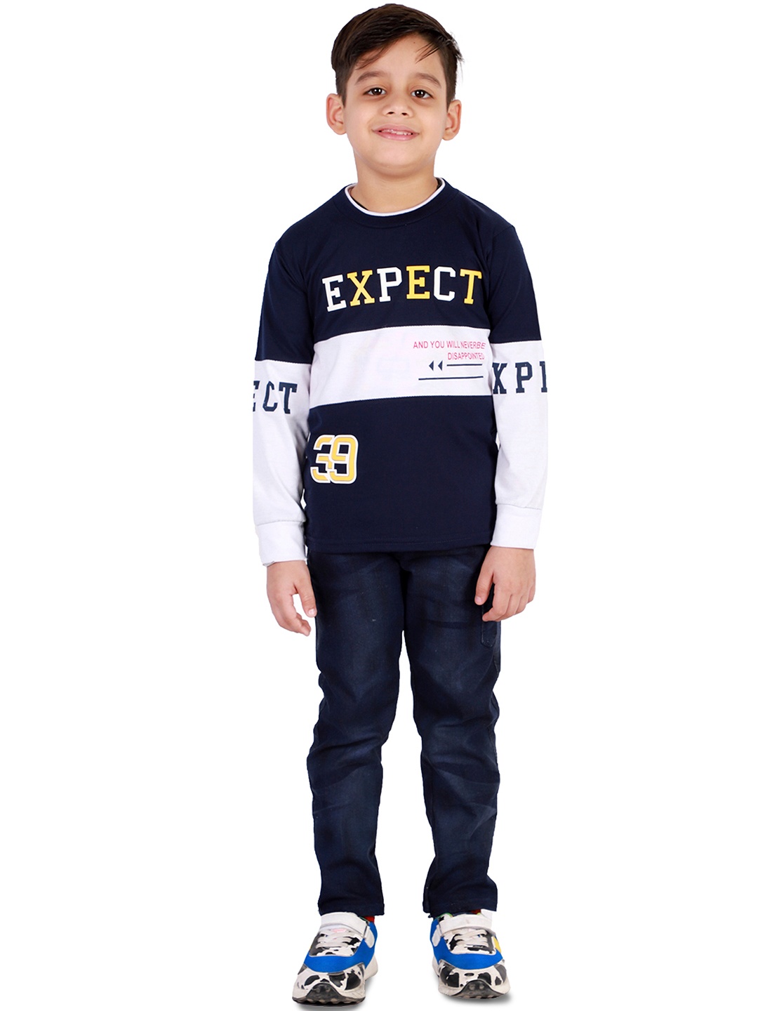 

BAESD Boys Typography Printed T-shirt with Trousers, Navy blue
