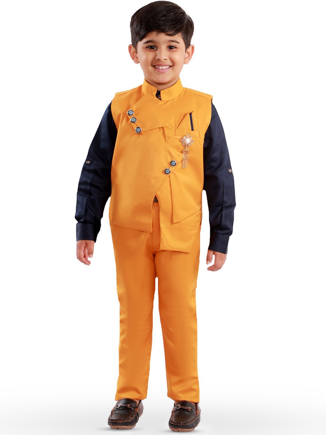 

BAESD Boys 3 Piece Suit, Mustard