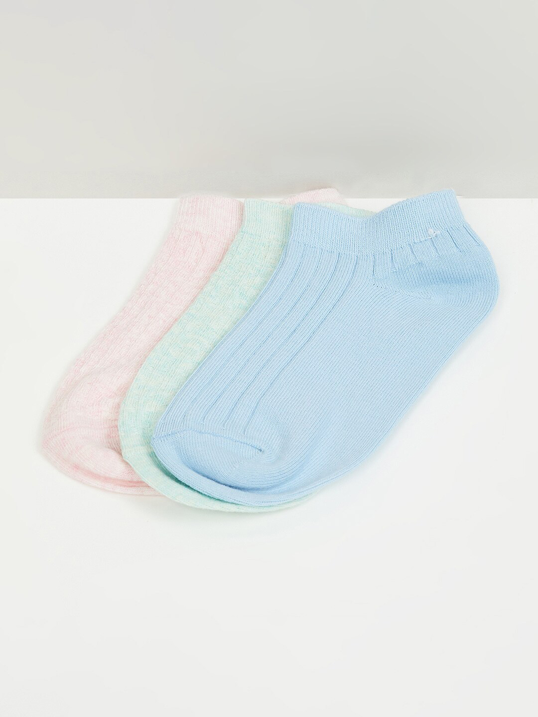 

max Girls Pack Of 3 Ankle-Length Socks, Pink