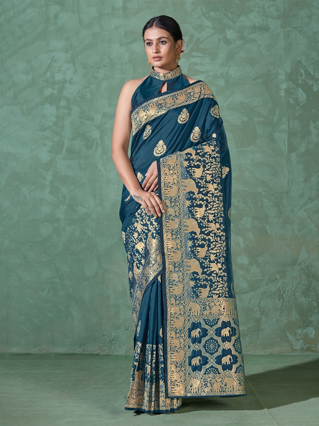 

MONJOLIKA FASHION Ethnic Motif Woven Design Zari Banarasi Saree, Teal