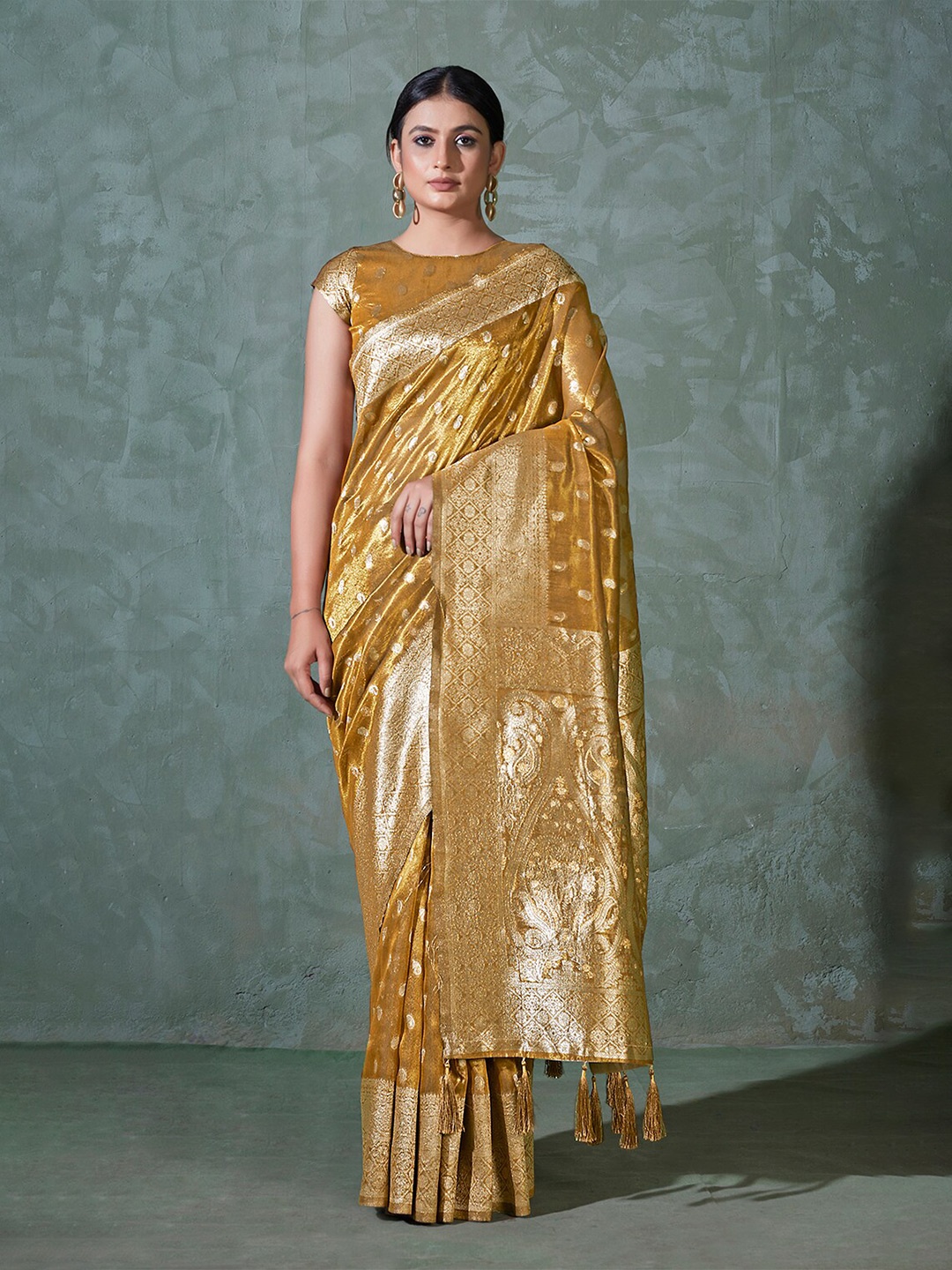 

MONJOLIKA FASHION Paisley Woven Design Zari Bomkai silk Saree, Mustard