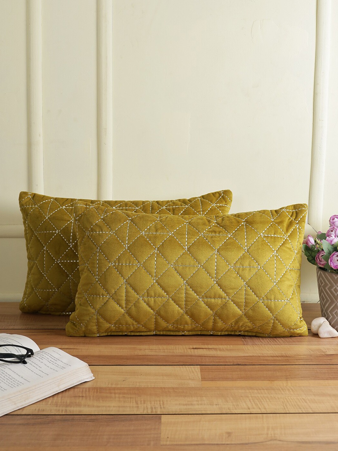 

eyda Olive Green 2 Pieces Velvet Geometric Velvet Rectangle Cushion Covers