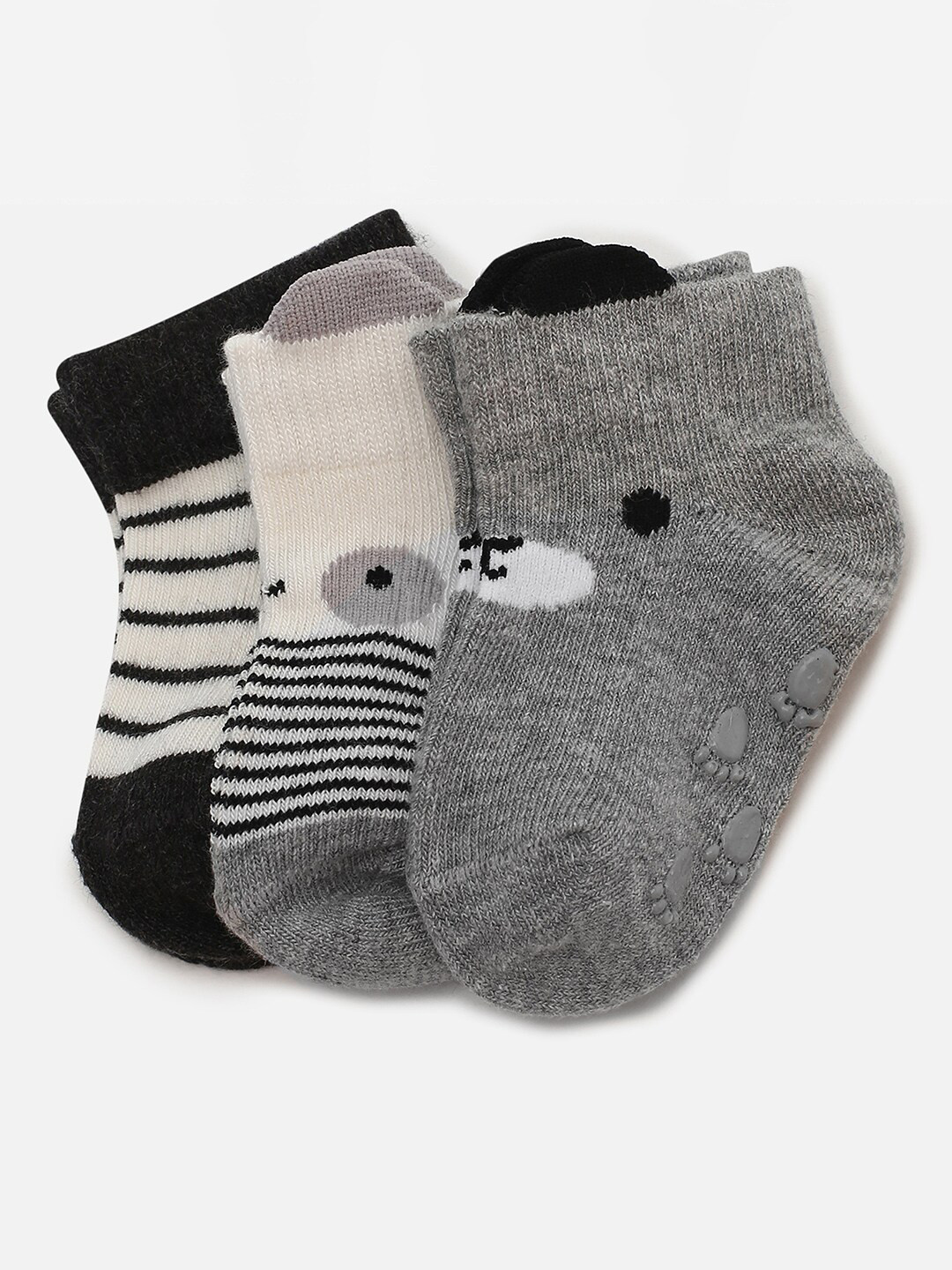 

max Boys Pack Of 3 Patterned Ankle-Length Socks, Black