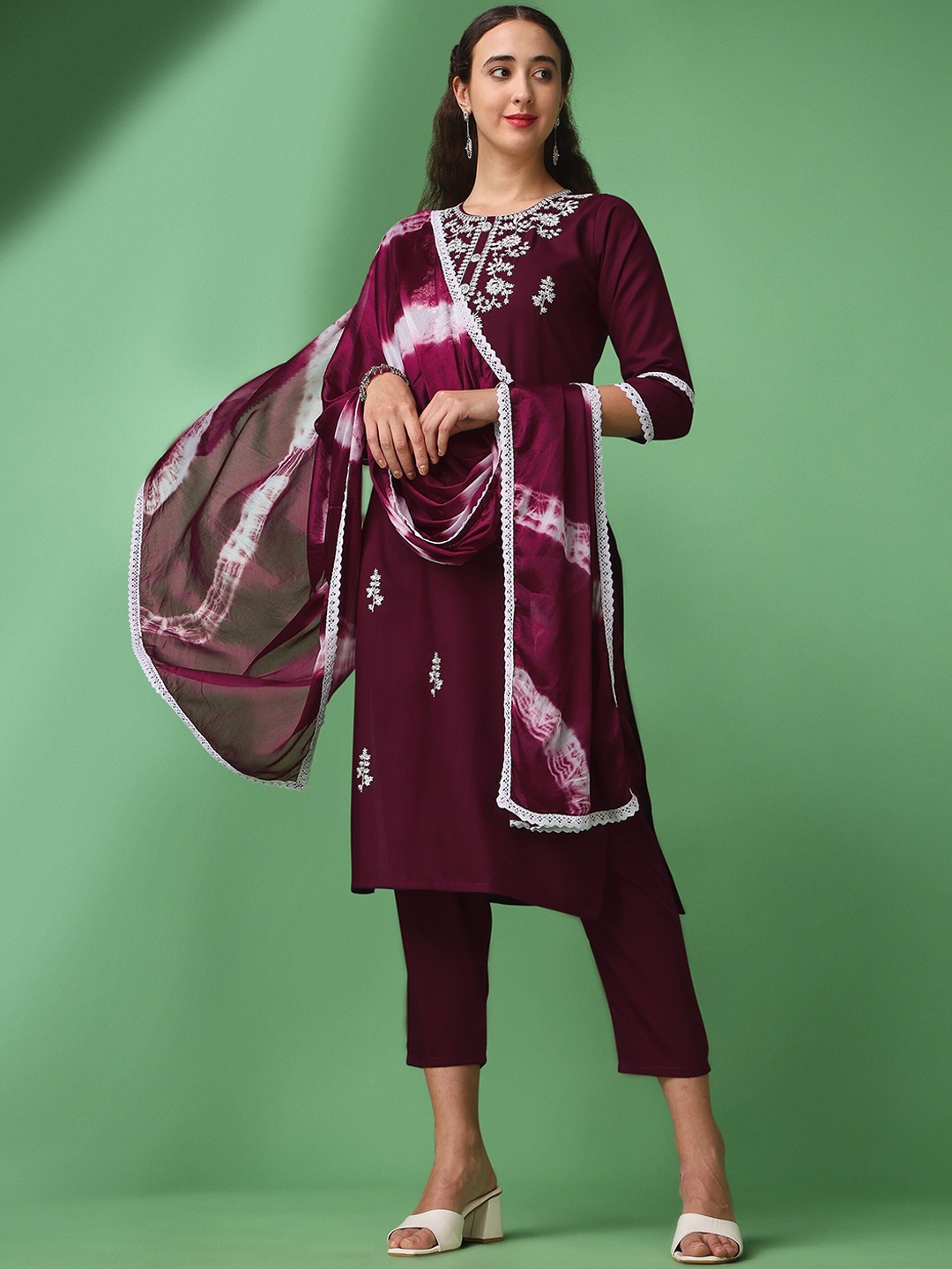 

ASPORA Ethnic Motifs Embroidered Kurta with Trousers & Dupatta, Burgundy