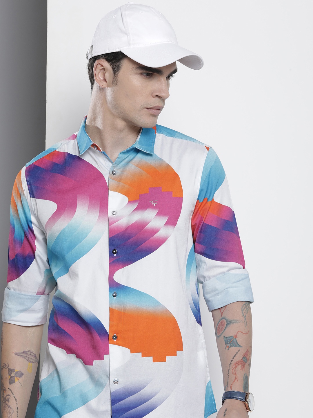 

The Indian Garage Co Men Slim Fit Opaque Printed Casual Shirt, White