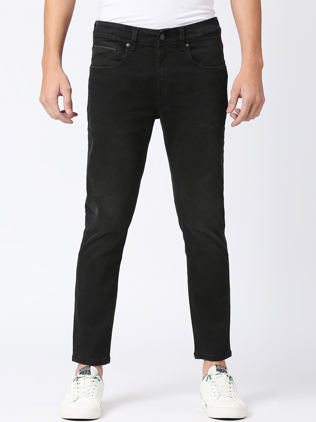

Pepe Jeans Men Narrow Clean Look Skinny Fit Cotton Jeans, Black