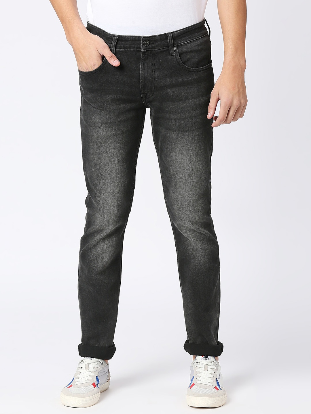 

Pepe Jeans Men Clean Look Mid Rise Light Fade Cotton Jeans, Black