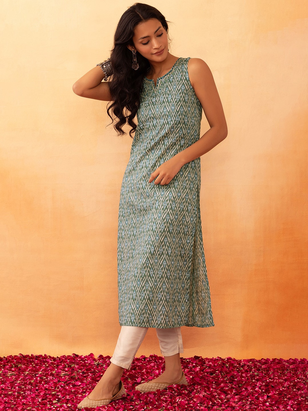 

Rang by Indya Geometric Ikat Printed Pure Cotton Kurta, Green